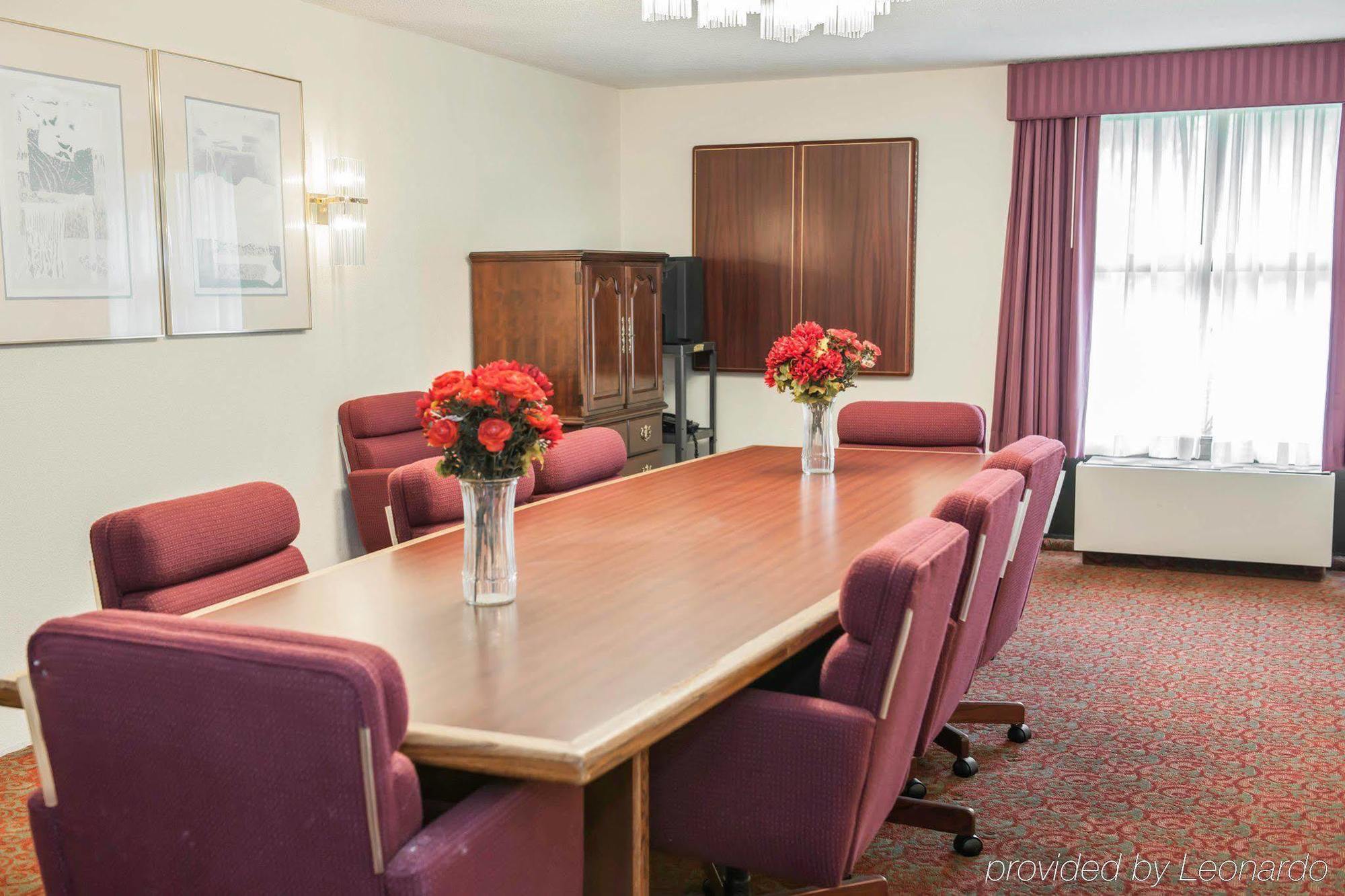 Quality And Hotel Indianapolis